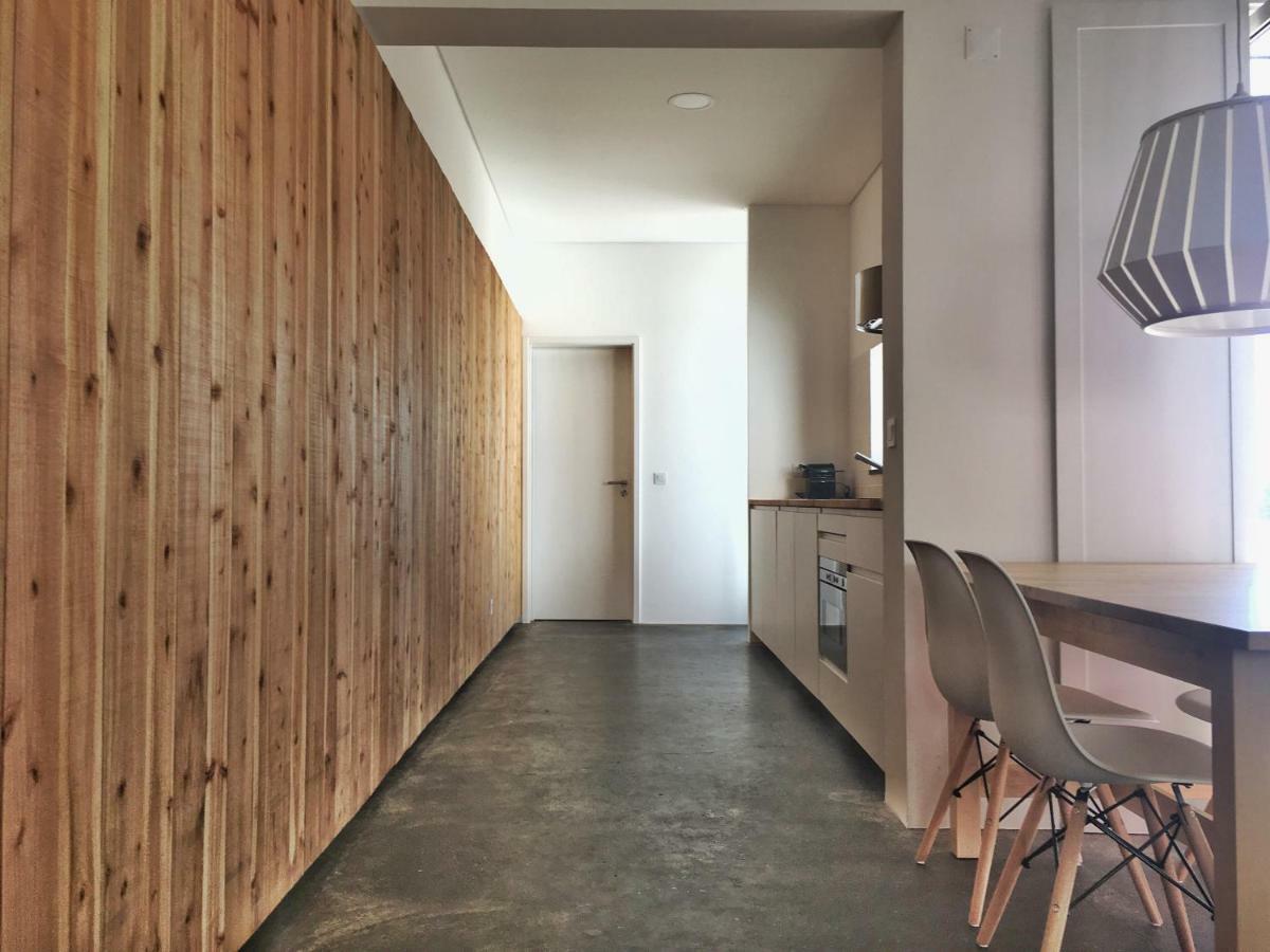 Casa Do Pisao - Cosy And Modern Two-Bedroom Townhouse アングラ・ド・エロイーズモ エクステリア 写真
