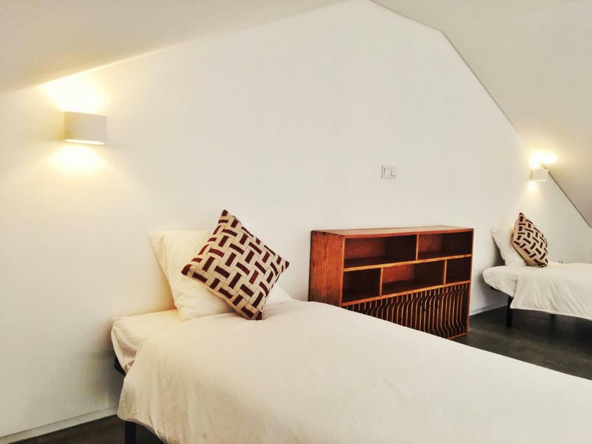 Casa Do Pisao - Cosy And Modern Two-Bedroom Townhouse アングラ・ド・エロイーズモ エクステリア 写真